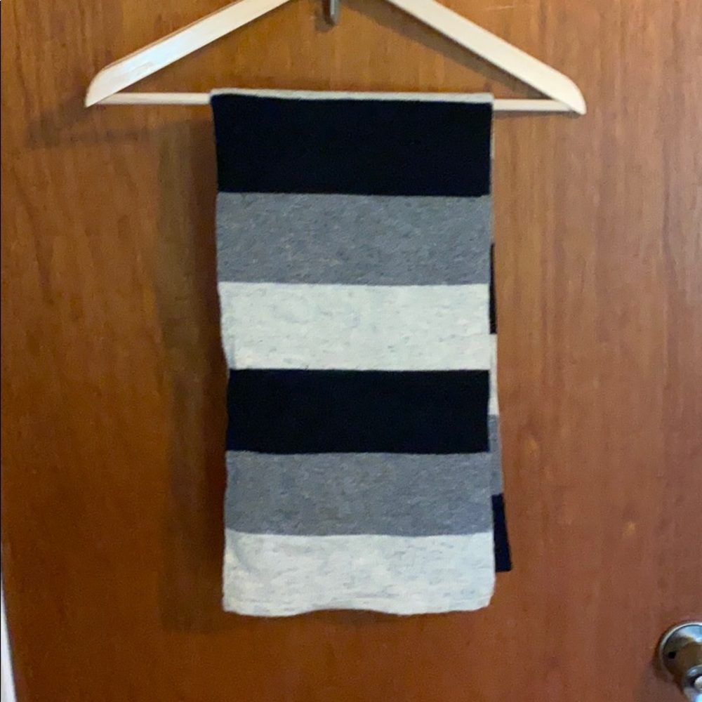 Men’s scarf